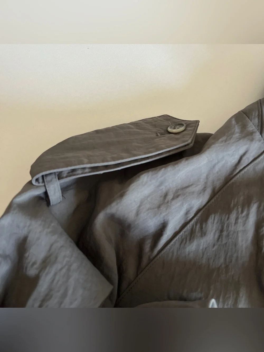 Vintage 80s Banana Republic trench coat large nylon gray belted safari long rain